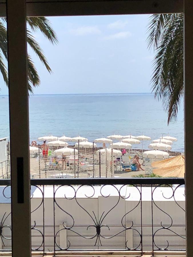 Hotel Solemare Albenga Kültér fotó